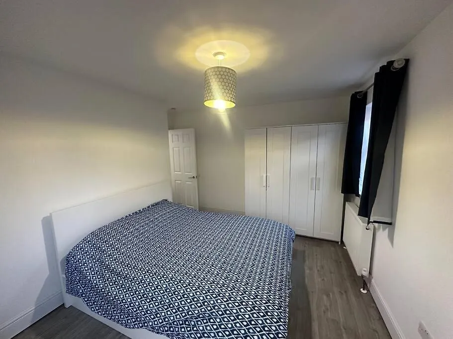 2 Bedroom House,Brownhillrd Se6 London Ferienhaus