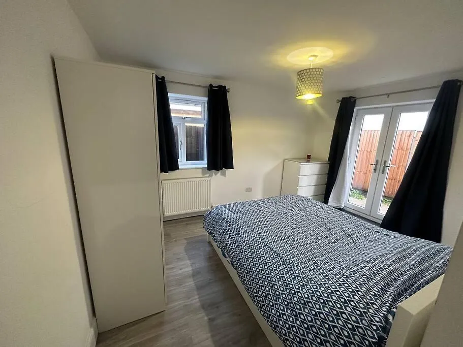 Ferienhaus 2 Bedroom House,Brownhillrd Se6 London Großbritannien